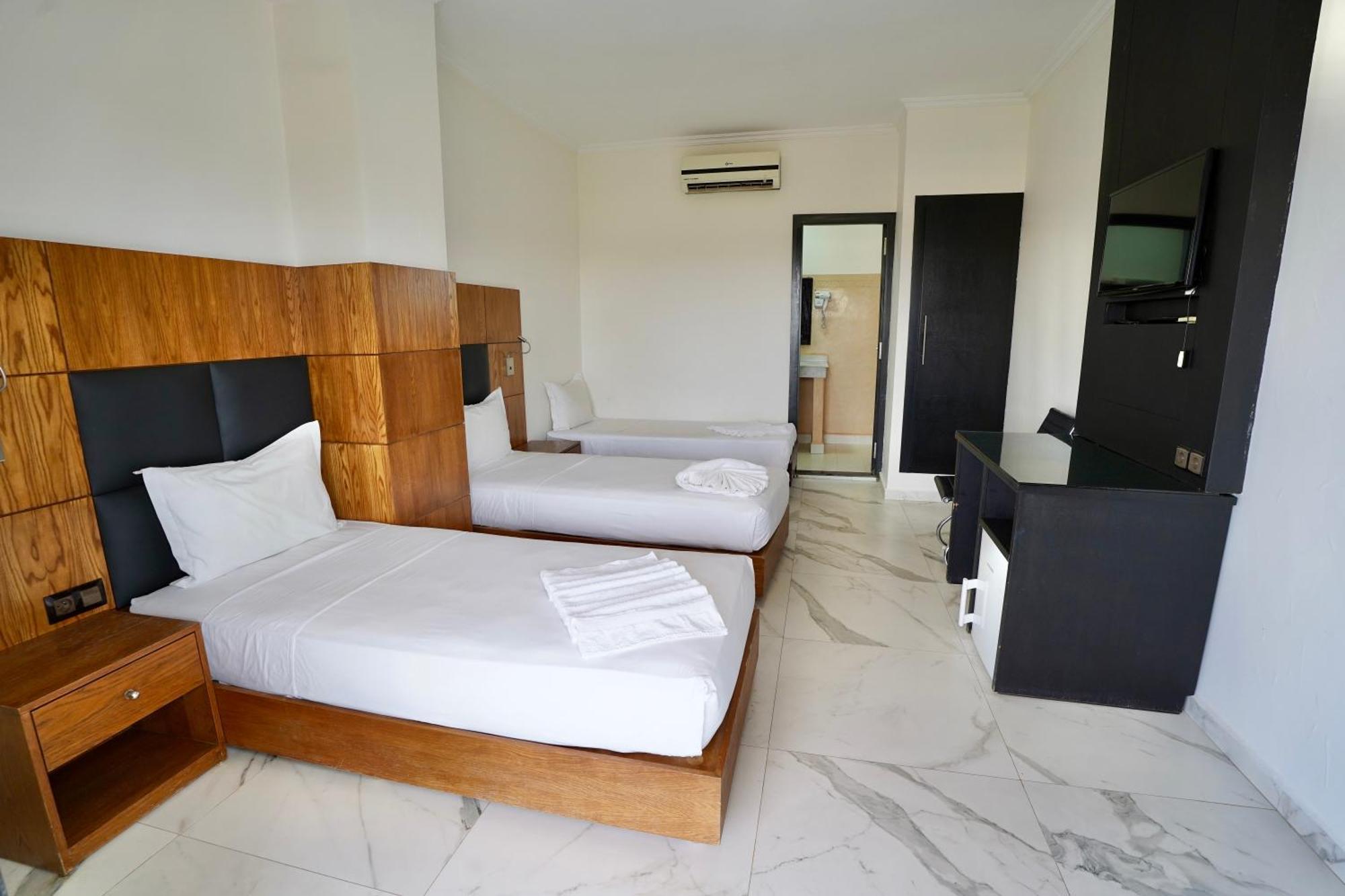 Ourika Camp Suites Hotel & Resort El Harkat Extérieur photo